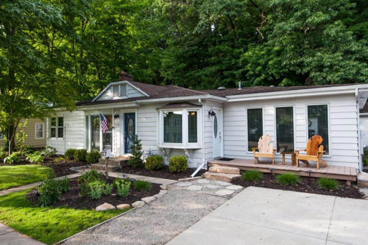 Serenity Now Saugatuck Luaran gambar