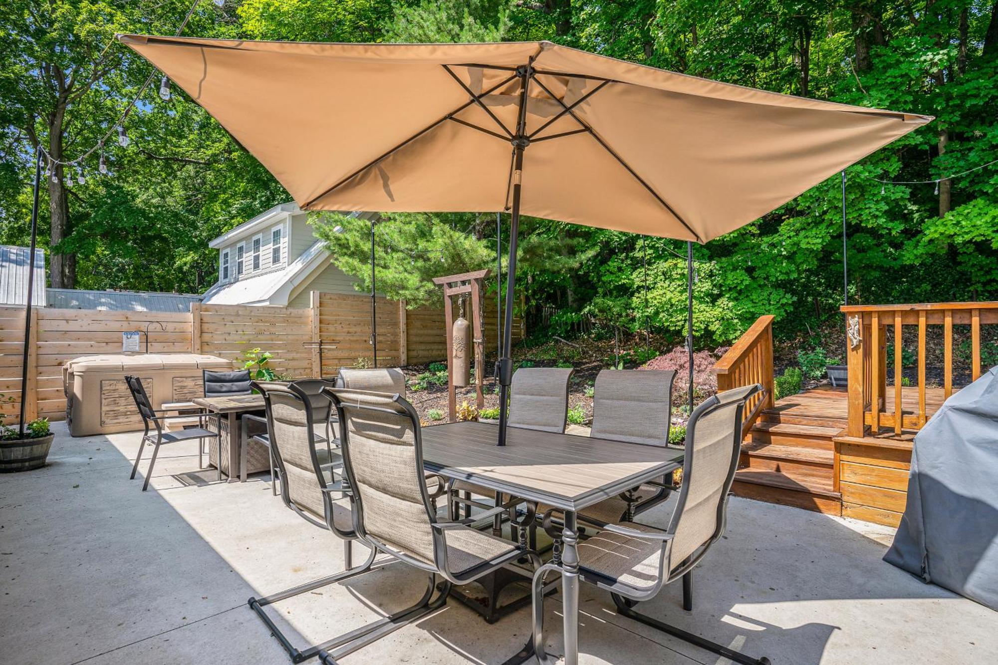 Serenity Now Saugatuck Luaran gambar